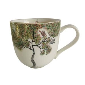 Porcelianinis puodukas medžiai