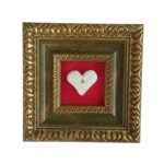 Įrėminta keramikinė širdelė